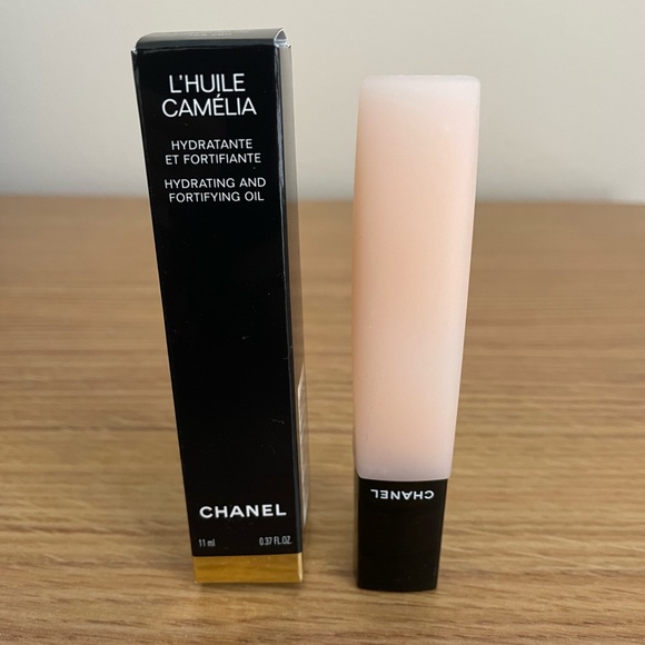 NEW UNUSED - Chanel L’Huie Camélia Hydrating and Fortifying Cuticle Oil - Picture 1 of 5